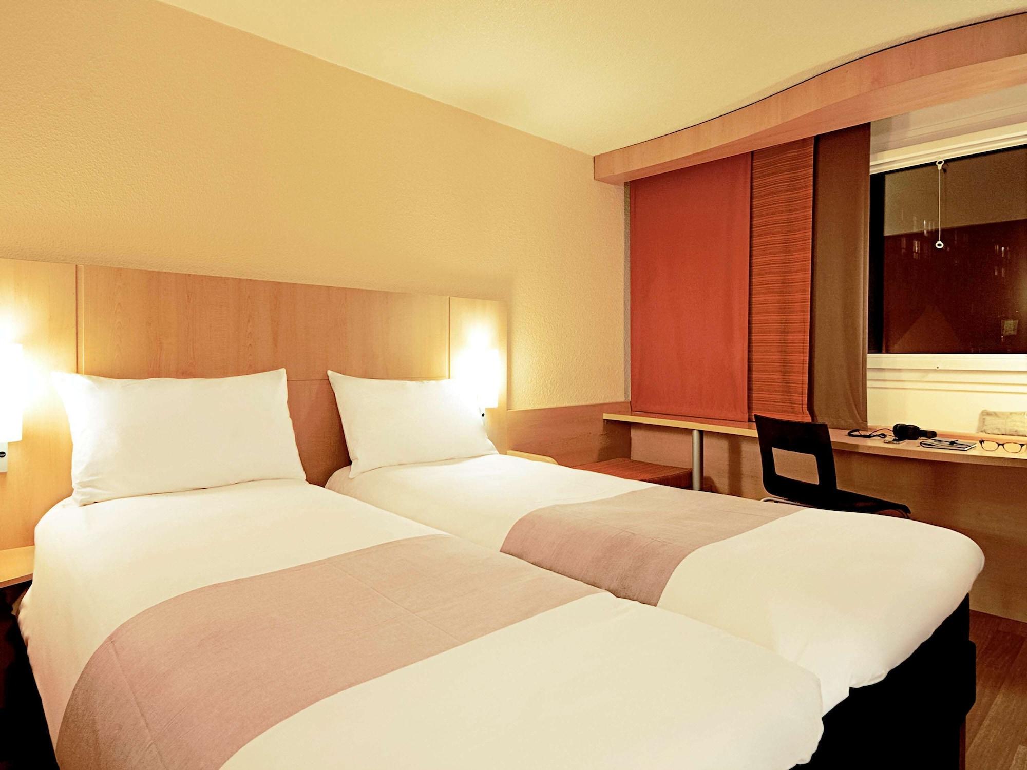 Ibis Hotel Regensburg City Eksteriør billede