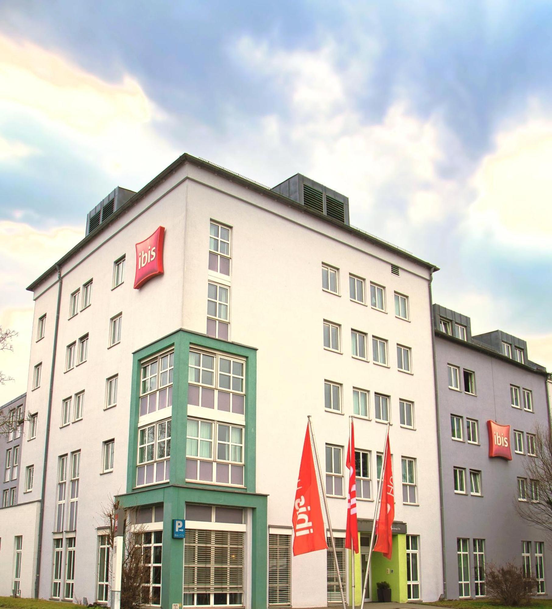 Ibis Hotel Regensburg City Eksteriør billede