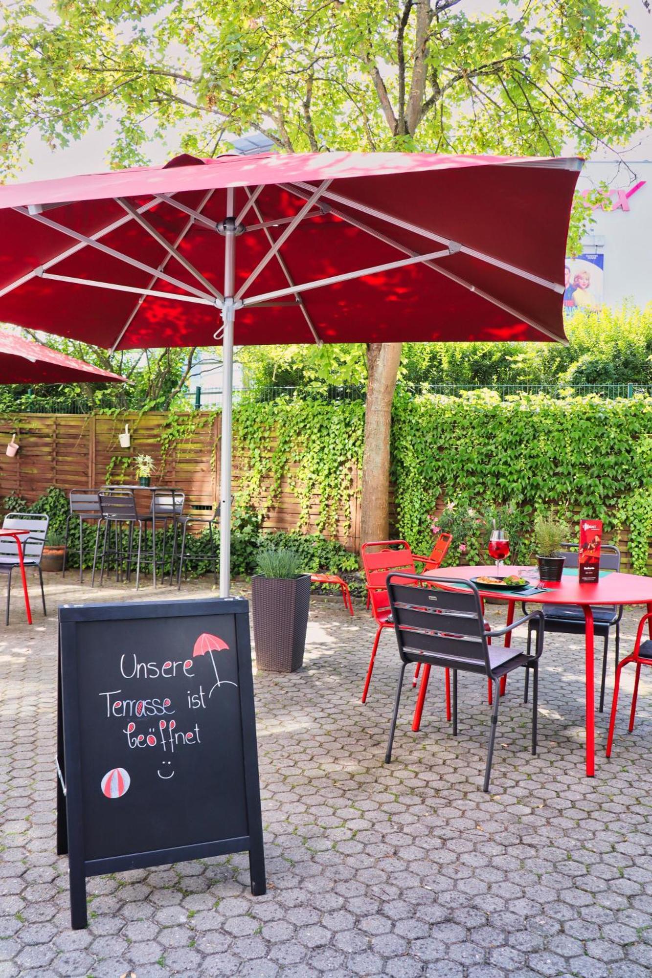 Ibis Hotel Regensburg City Eksteriør billede